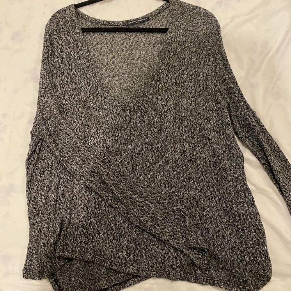 BRANDY MELVILLE LONG SLEEVE OVERSIZED TOP GRAY SPECKLE - ONE SIZE